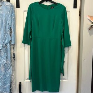 Elegant Green Women's Dress